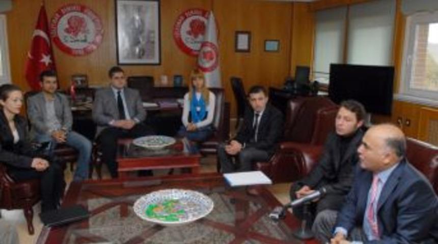 SD&Uuml;, vizyon stratejilerinde &ouml;ğrencilerle ortak akıl işletecek