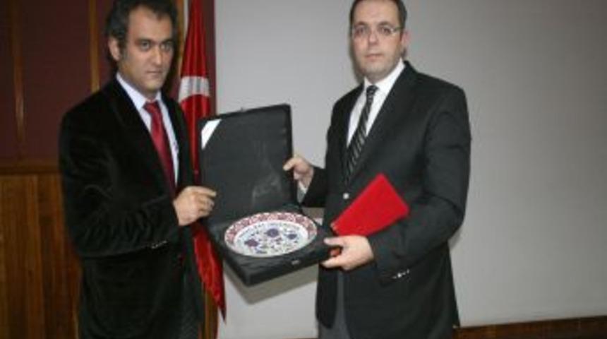 Doç. Dr. Afyoncu: Kanuni'nin şarap içiyormuş gibi gösterilmesi yanlış olur