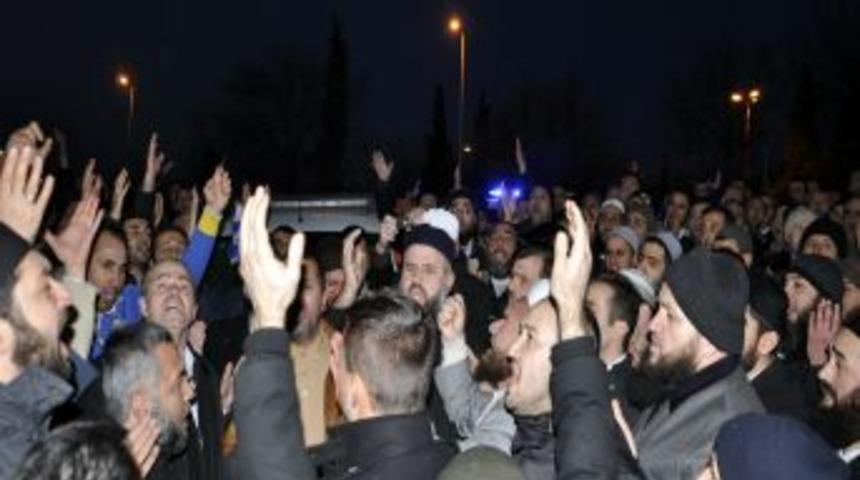 'C&uuml;bbeli Ahmet' Metris&rsquo;te