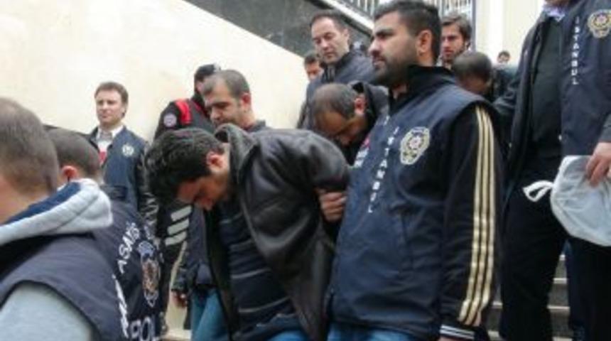 'Navigasyon &ccedil;etesi' adliyeye sevk edildi