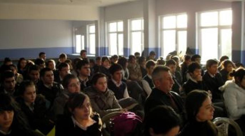 Kırıkkale Anadolu Lisesi&rsquo;nde kariyer g&uuml;nleri d&uuml;zenlendi