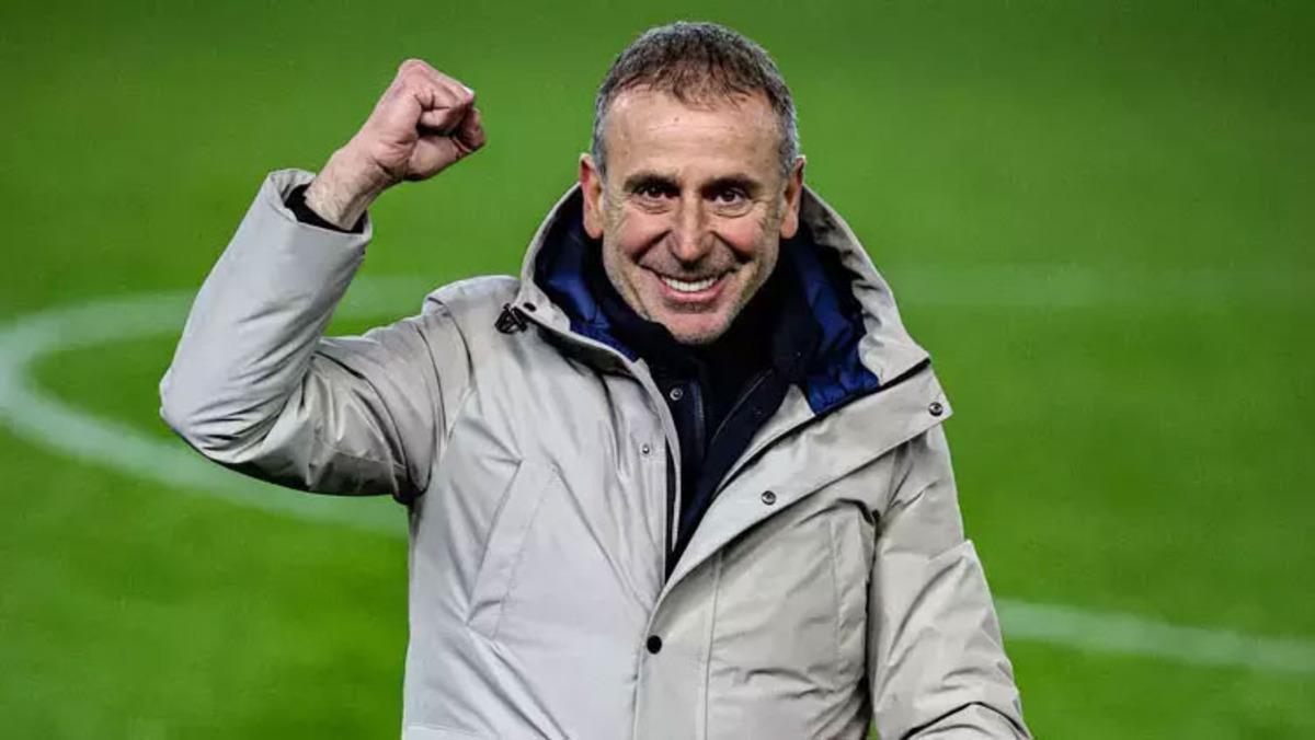 Ne Aykut Kocaman, ne Conte... İşte Aziz Yıldırım ın çok istediği hoca! 2