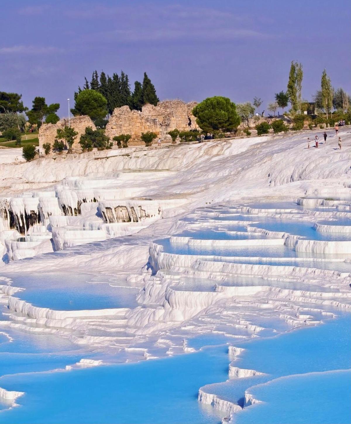 Tüm olumsuzluklara rağmen turizmde tarihi rekor! 9 aylık gelir 51 milyar doları aştı 11