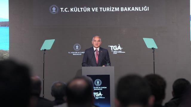 Tüm olumsuzluklara rağmen turizmde tarihi rekor! 9 aylık gelir 51 milyar doları aştı