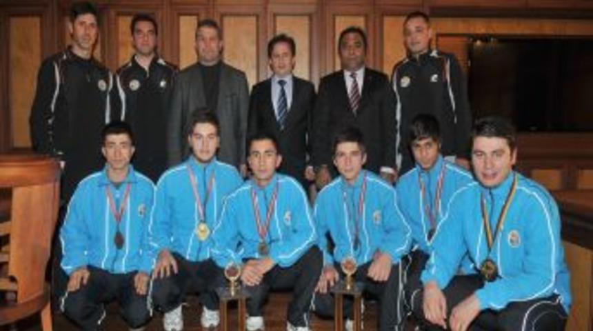 Şampiyonlar&rsquo;dan yeni şampiyonluk s&ouml;z&uuml;