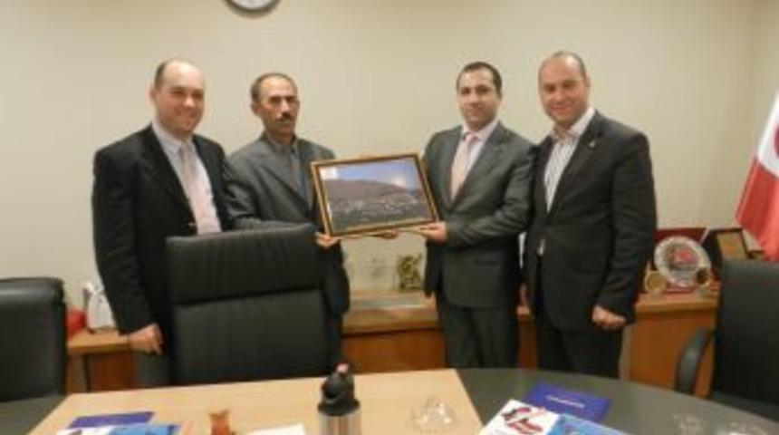 Derikli iş adamları ve eğitimciler TUSKON&rsquo;u ziyaret etti