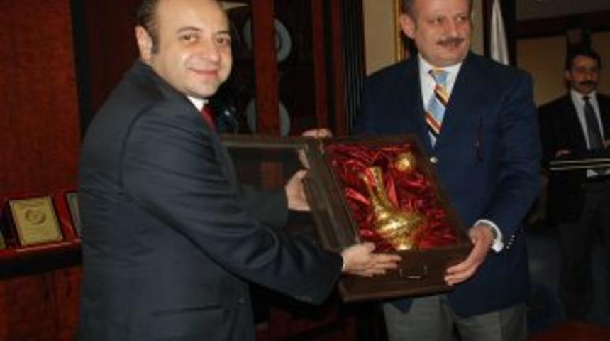 AB Bakanı Bağış: Fransa&rsquo;da Sarkozy yeniden se&ccedil;ilememe derdine d&uuml;şt&uuml;