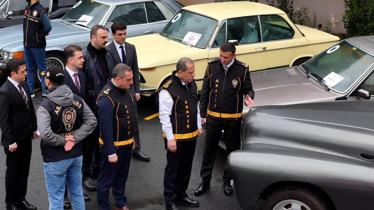 Klasik otomobillerdeki şasi oyunu deşifre edildi! Dev operasyonda 35 şüpheli yakalandı, 61 araca el kondu 4