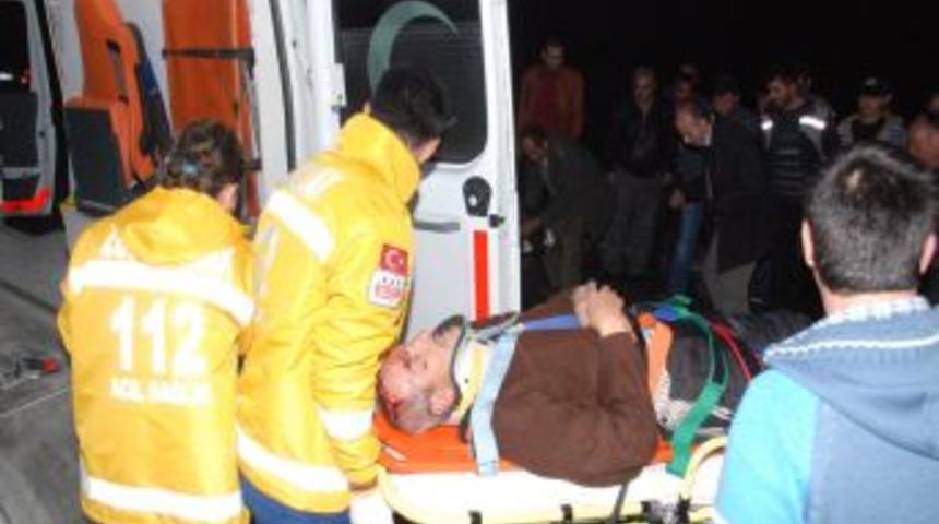 Otomobil yayaya &ccedil;arptı: 1 Yaralı