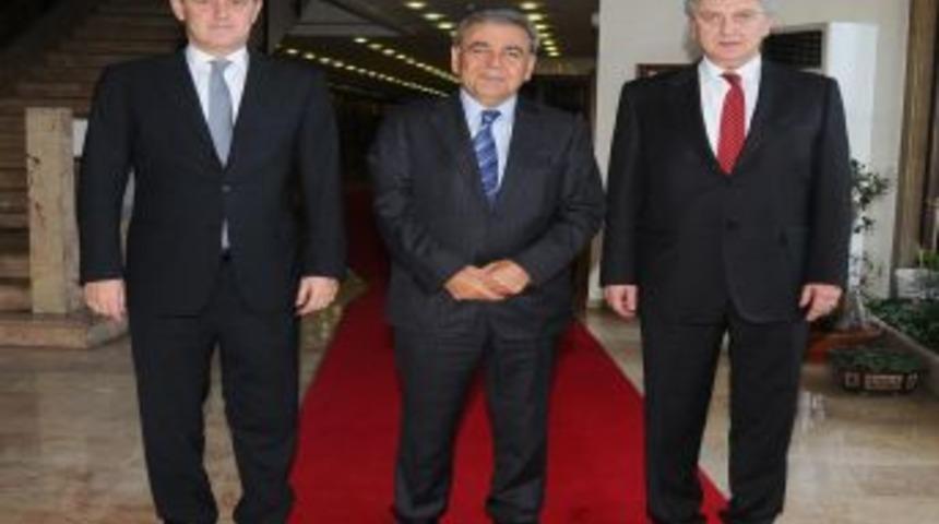 EXPO'da sihirli form&uuml;l &ldquo;takım oyunu&rdquo;