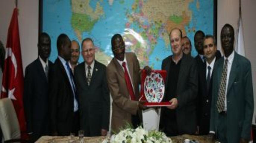 ESİDEF, EXPO 2020 İzmir i&ccedil;in Burkina Faso'dan destek s&ouml;z&uuml; aldı