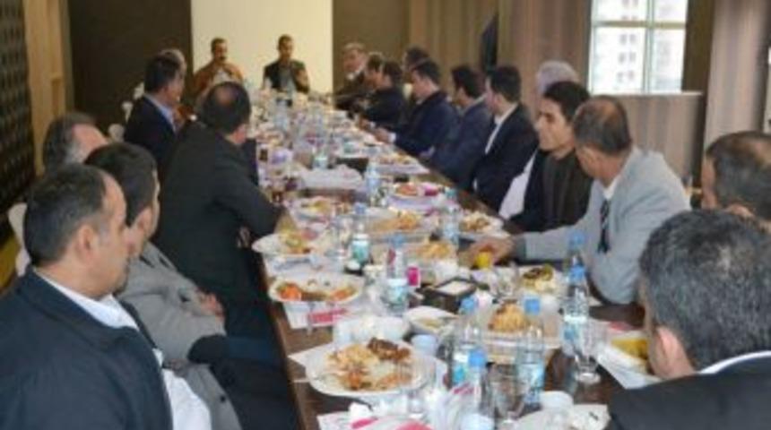 BATSO, tekstil sekt&ouml;r&uuml;n&uuml;n sorunlarını tartıştı