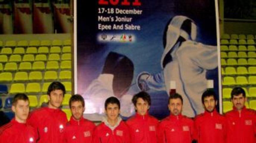 Eskrimde 2 bronz madalya daha