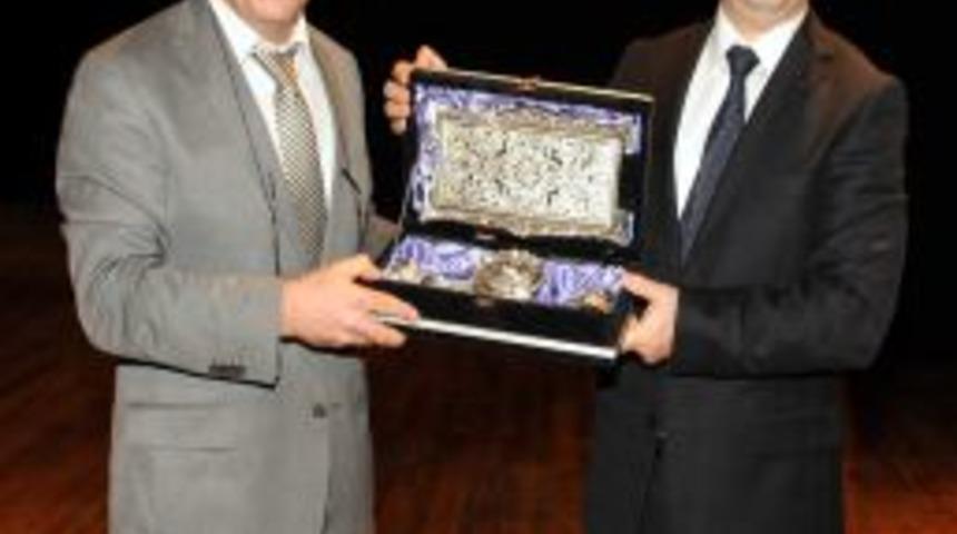 Prof. Dr. Yasin Aktay Prof. Dr. Sabri Eyig&uuml;n