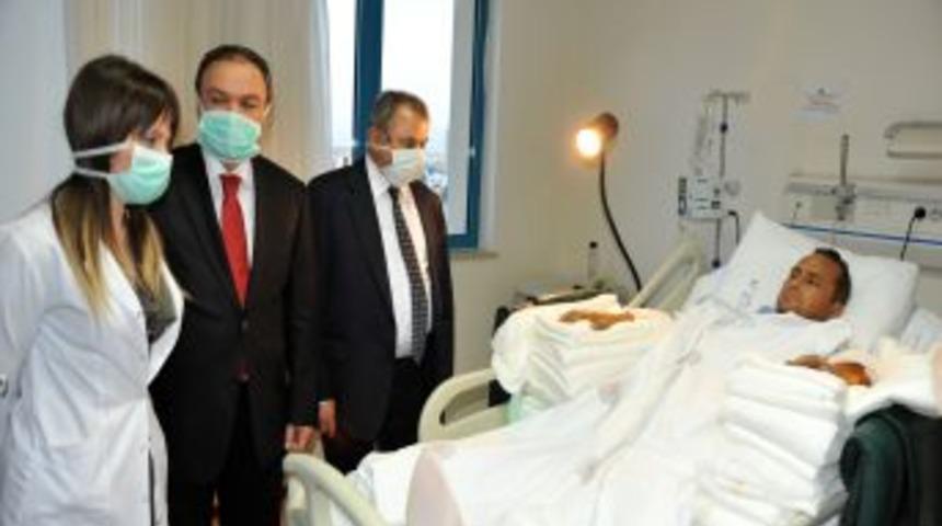 KKTC Başbakanı K&uuml;&ccedil;&uuml;k: T&uuml;rkiye ile şimdi de su bağı kuruyoruz