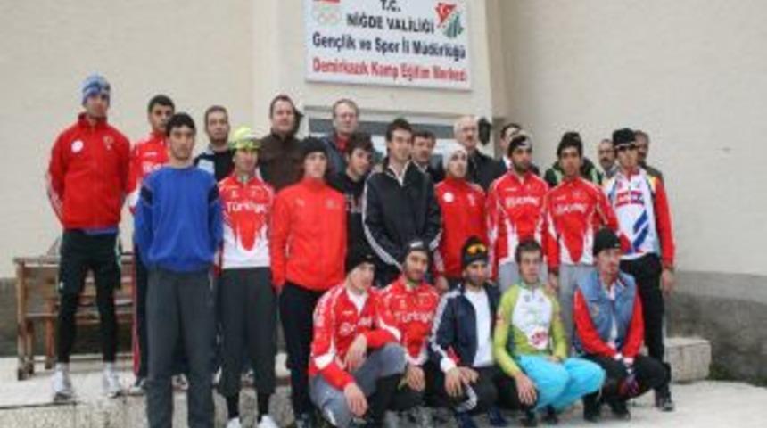 Bisiklet Milli Takımı Demirkazıkta kampta