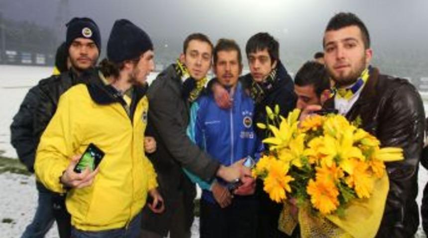 Fenerbah&ccedil;e, Galatasaray i&ccedil;in kar altında &ccedil;alıştı