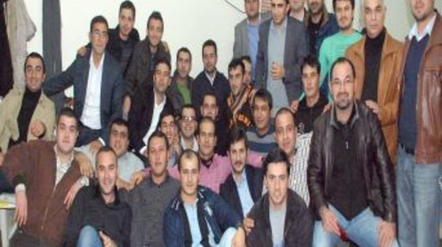 AK Partili gen&ccedil;ler seminerlerde buluşuyor
