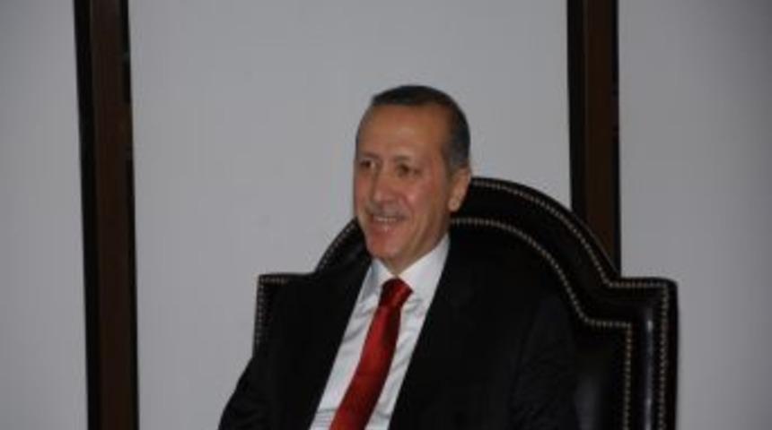 Kılı&ccedil;daroğlu'ndan Başbakan Erdoğan'a ge&ccedil;miş olsun ziyareti