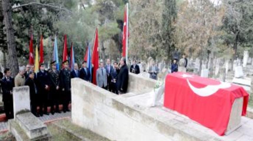 Şehit Kamil ve &Ouml;zdemir Bey anıldı