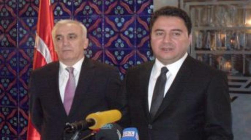 Babacan: Kredi kartlarında tek limit uygulaması i&ccedil;in &ccedil;alışıyoruz