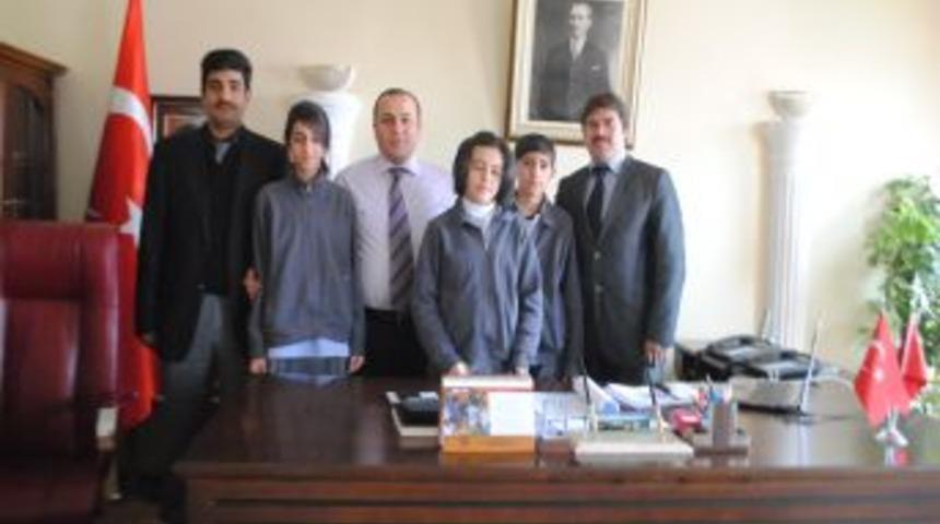 Hatice Avcı Koleji'nden valiliğe ziyaret