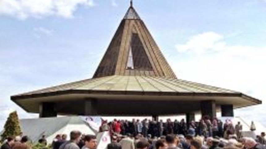 Anıt Mezar Aydın Menderes&rsquo;i bekliyor