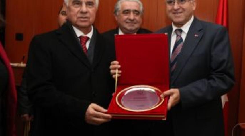 KKTC Cumhurbaşkanı Eroğlu: Fransa komik duruma d&uuml;şt&uuml;