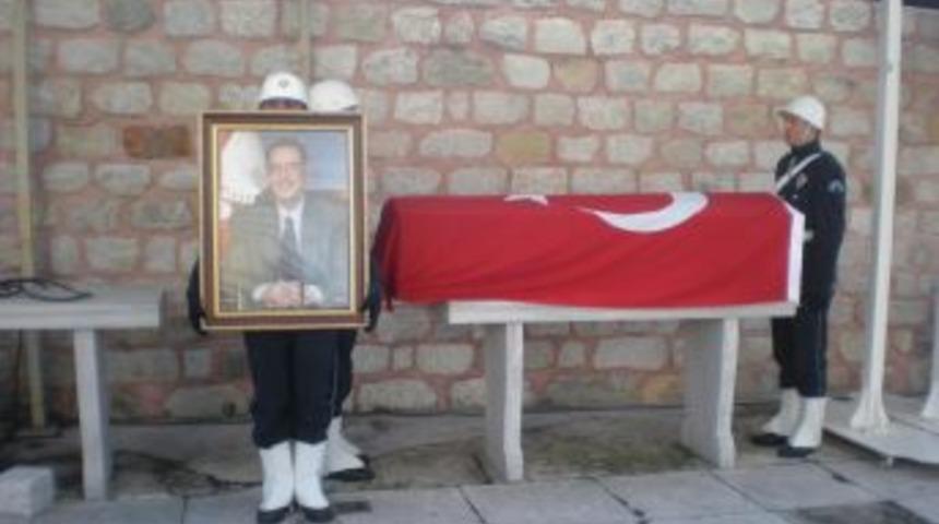 Aydın Menderes'in cenazesi Fatih Camii'nde