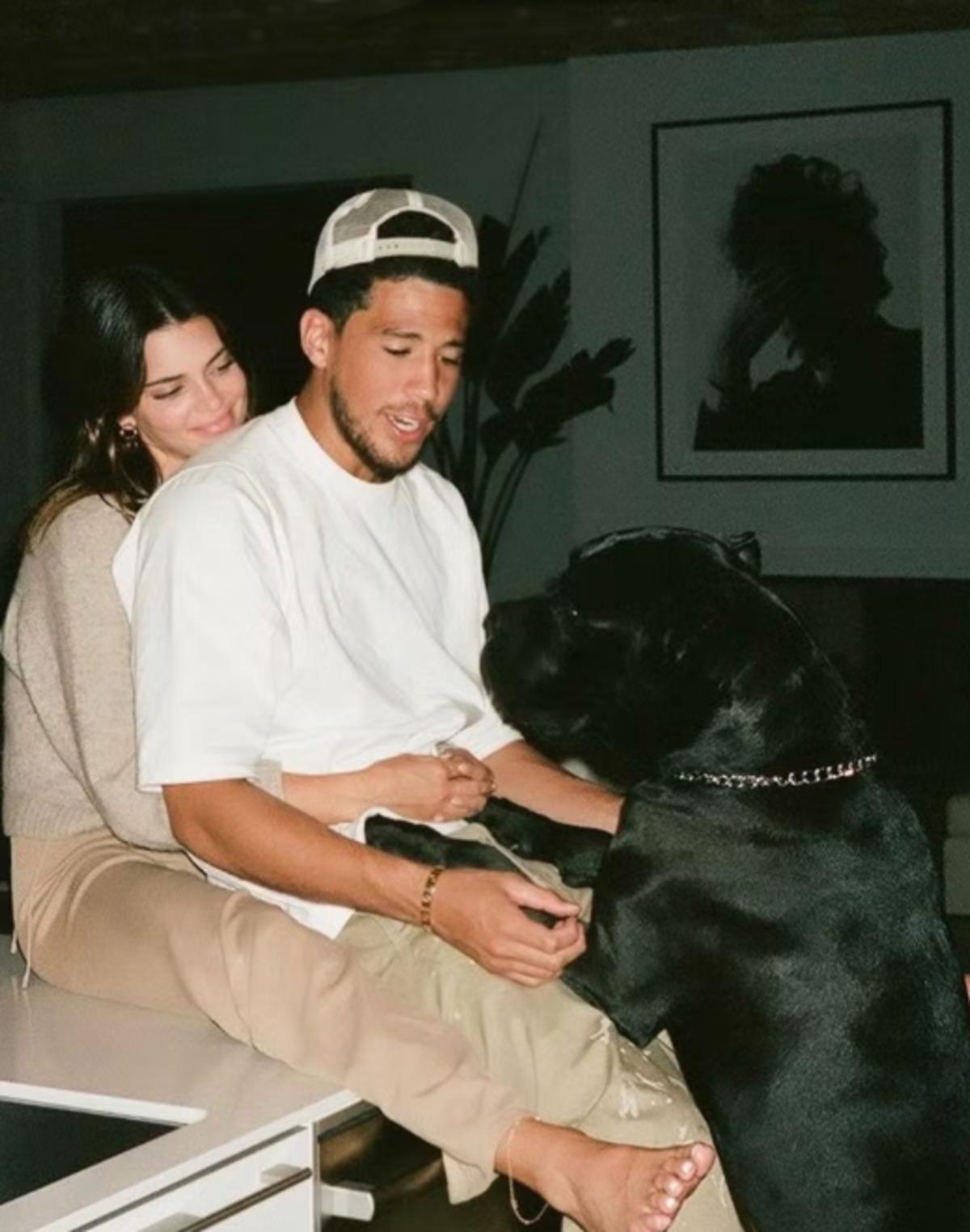 Kendall Jenner ın eski sevgilisi, Hande Erçel i beğendi! O hamle dikkat çekti 3