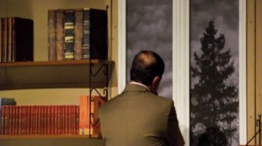 Bayburt'ta memleket hasreti 'Gurbet' ile sahnelendi