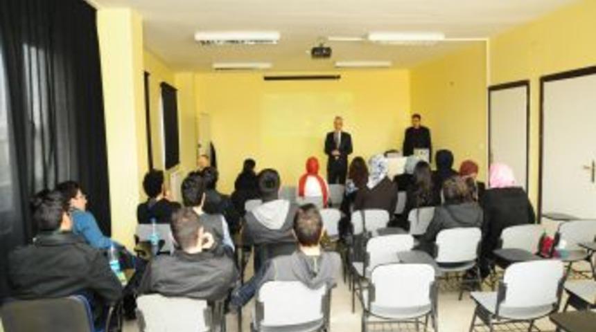 YY&Uuml; depremden sonra ders başı yaptı