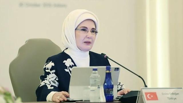 Emine Erdoğan: 2040 vizyonuna yeni bir boyut kazandırmak niyetindeyiz