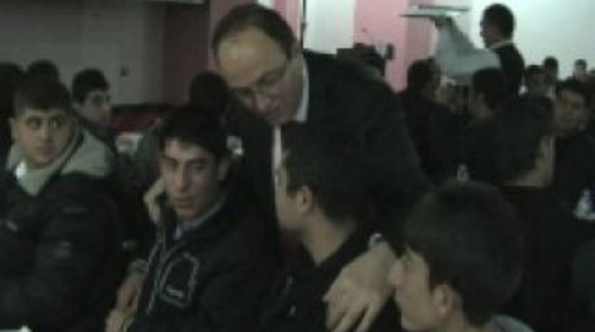 Polis amcalarıyla ma&ccedil;a gittiler