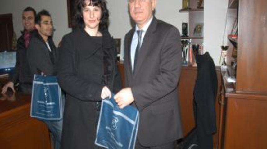 Avrupalı gen&ccedil;ler T&uuml;rk ritmini keşfediyor