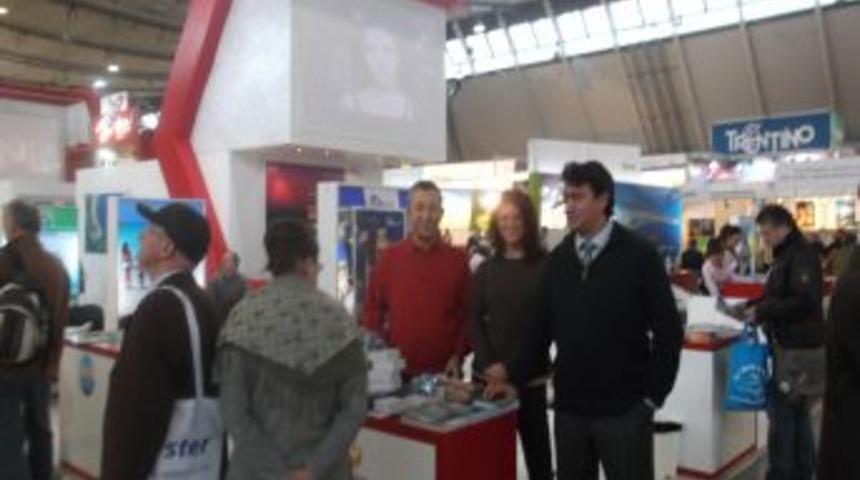 Side-TUDER, CMT Sturttgart fuarında stand açtı