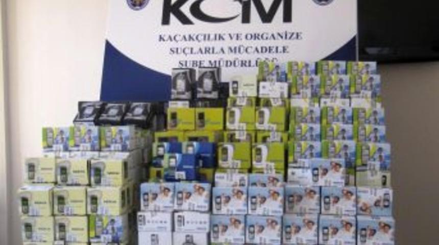 Eskişehir'de 345 ka&ccedil;ak cep telefonu ele ge&ccedil;irildi