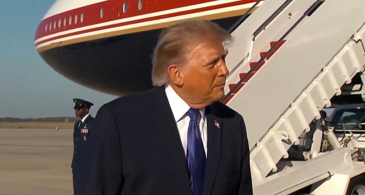 Miting sorusu Trump ı çileden çıkarttı! Muhabiri fırçaladı: "Hastasın sen" 1