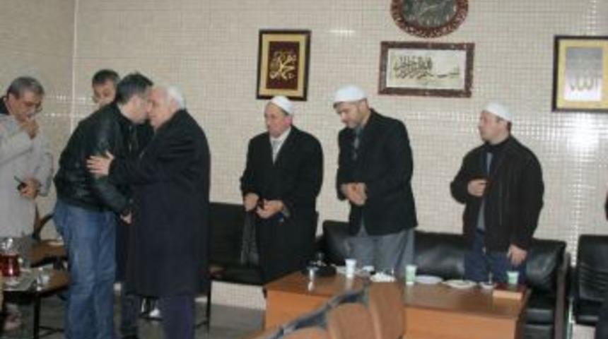 Vali &Ccedil;olak, taziye ziyaretinde