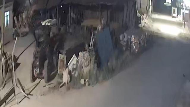 Otomobil ve traktör hırsızı önce kameraya, sonra polise yakalandı