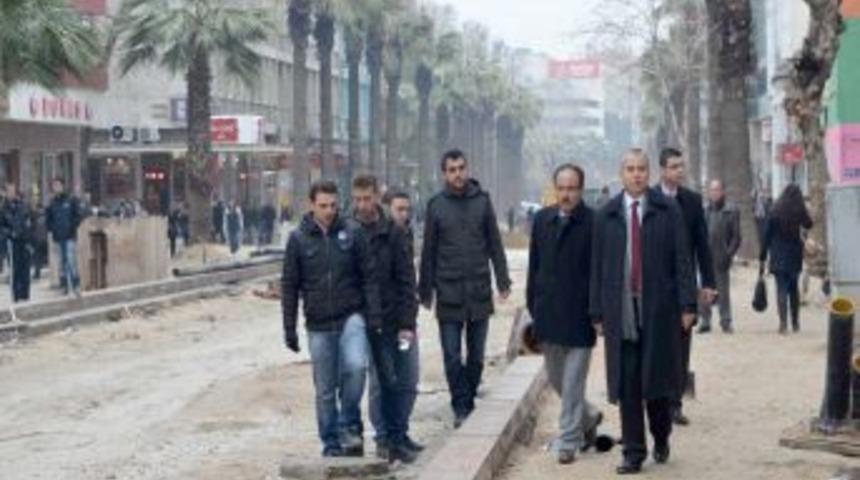 Denizli'de Gazi Bulvarı&rsquo;nın &ccedil;ehresi değişiyor