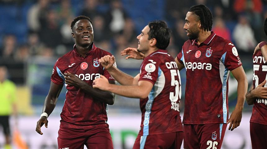 Trabzonspor'dan iki yıldızının sakatlığına ilişkin a&ccedil;ıklama! 