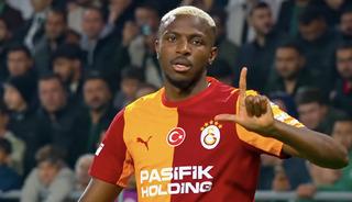 D&uuml;n baba oldu, bug&uuml;n gol&uuml;n&uuml; attı! Osimhen'den kızına anlamlı hediye