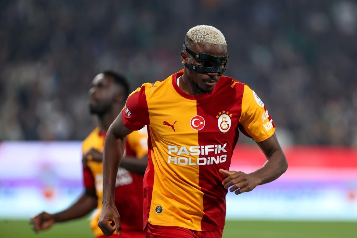 D&uuml;n baba oldu, bug&uuml;n gol&uuml;n&uuml; attı! Osimhen den kızına anlamlı hediye 3