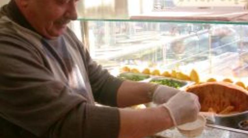 "Darbeciler annemi, 'oğlun işkence g&ouml;r&uuml;yor' haberi ile &ouml;ld&uuml;rd&uuml;"