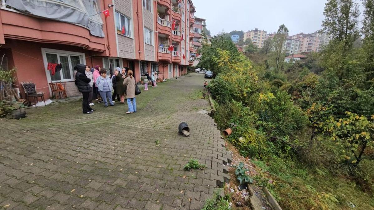 Zonguldak ta 135 haneli sitede çökme endişesi: "İki yıldır çözüm bekliyoruz" 1