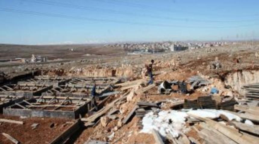 Midyat&rsquo;ta yapılacak a&ccedil;ık cezaevinin temeli atıldı