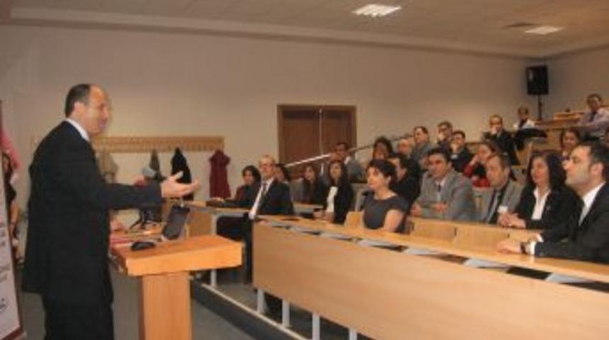 Bezmi&acirc;lem Vakıf &Uuml;niversitesi&rsquo;de lazer destekli diş hekimliği eğitimi