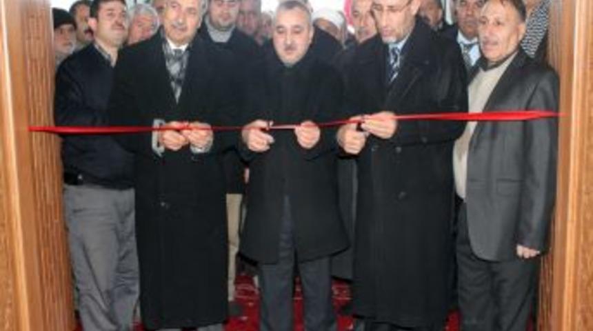 Sanayi esnafı yeni camisine kavuştu