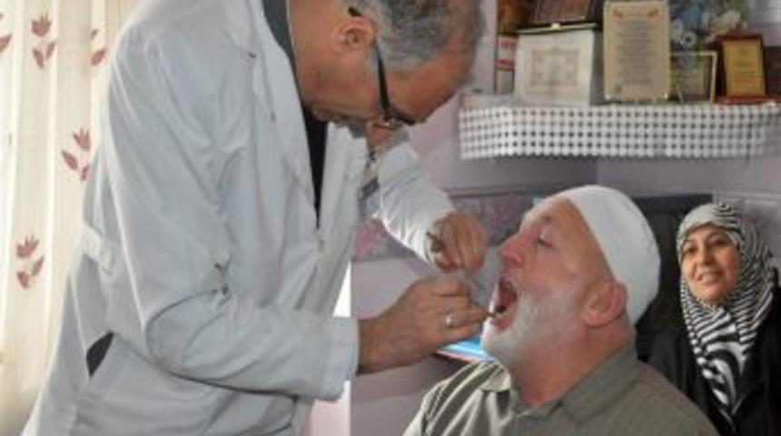 Başhekim &Ouml;z&ccedil;elik: 20 hekimle Nevşehir&rsquo;e hizmet ediyoruz